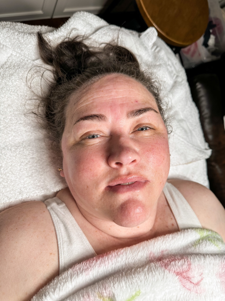 Instant Facelift Facial