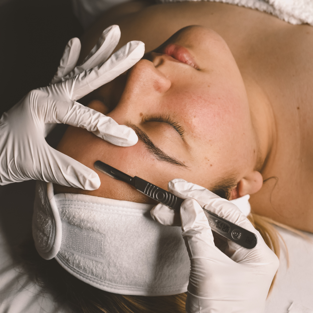 Deluxe Dermaplaning Facial