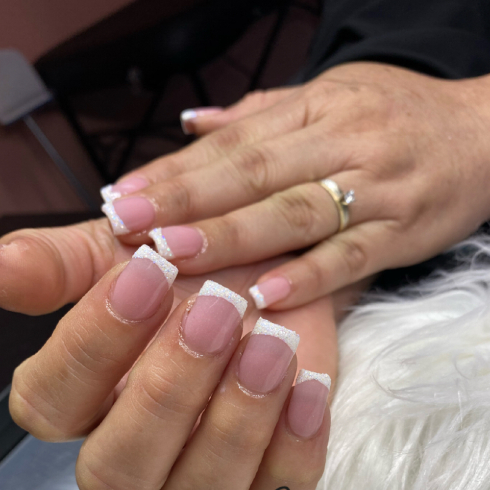 Full Set Short at Amyz Nailz in Nashville, NC
