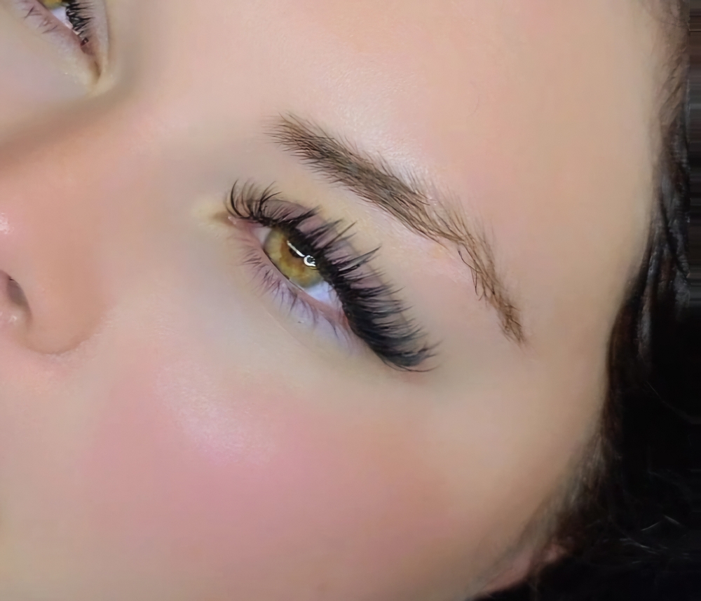 Wet Set With Dark Lashline