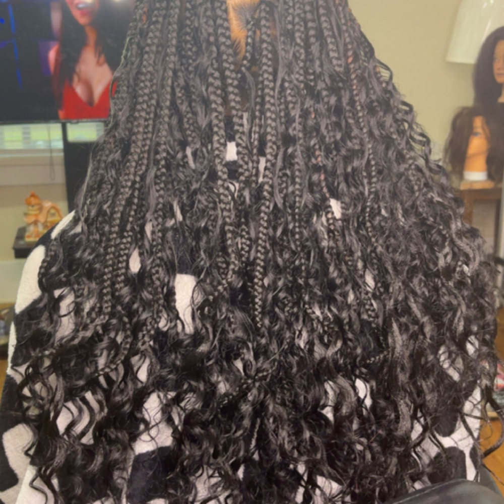 Smedium Boho Knotless at Beauty4baeee in El Dorado, AR