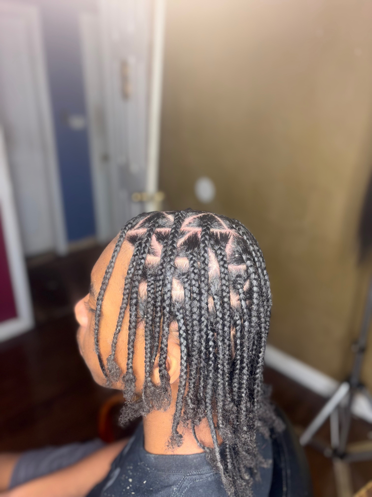 Large Indviduals at SR GLAM HAVEN in Detroit, MI