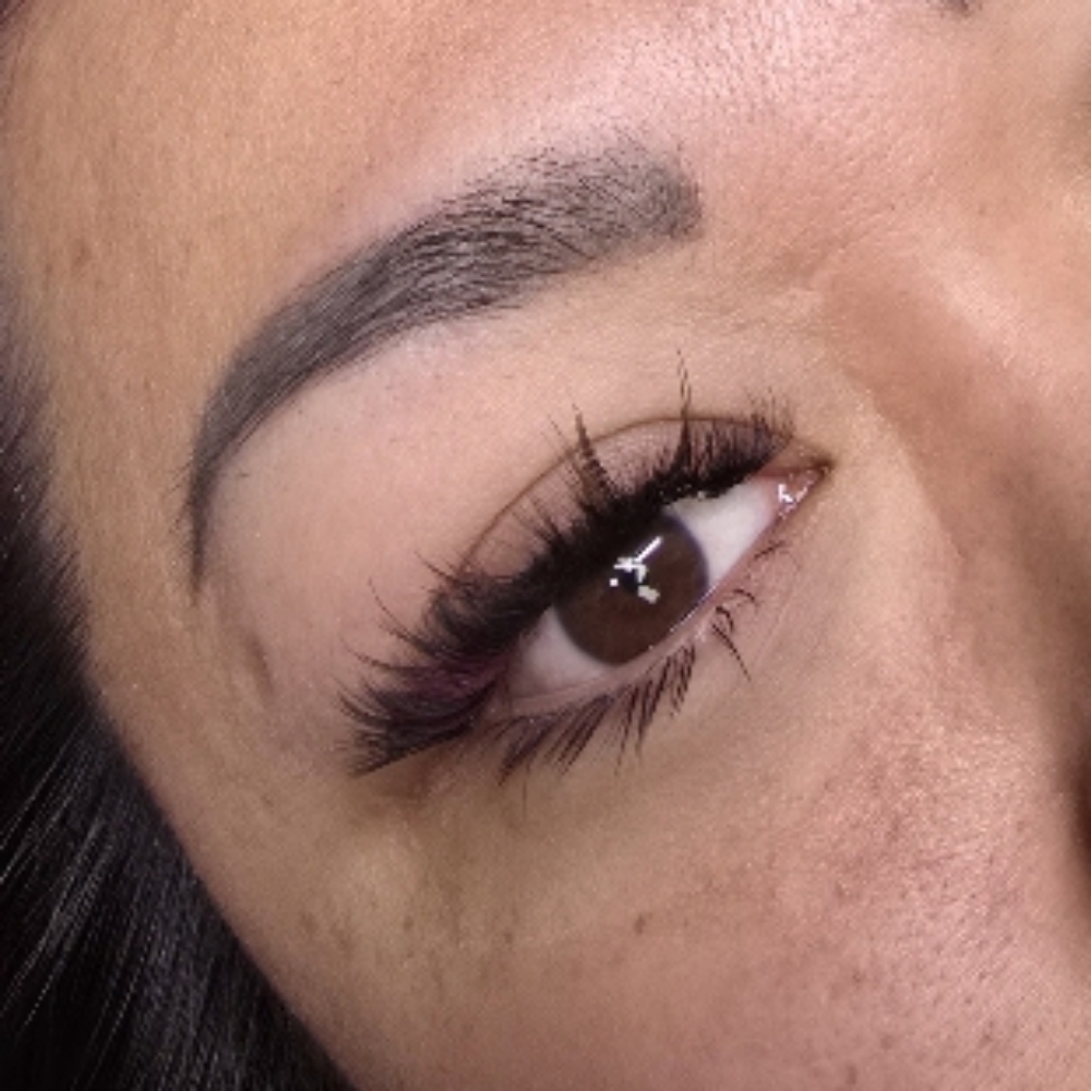 Light Bottom Lashes at Sepia's SPAradise in Las Vegas, NV