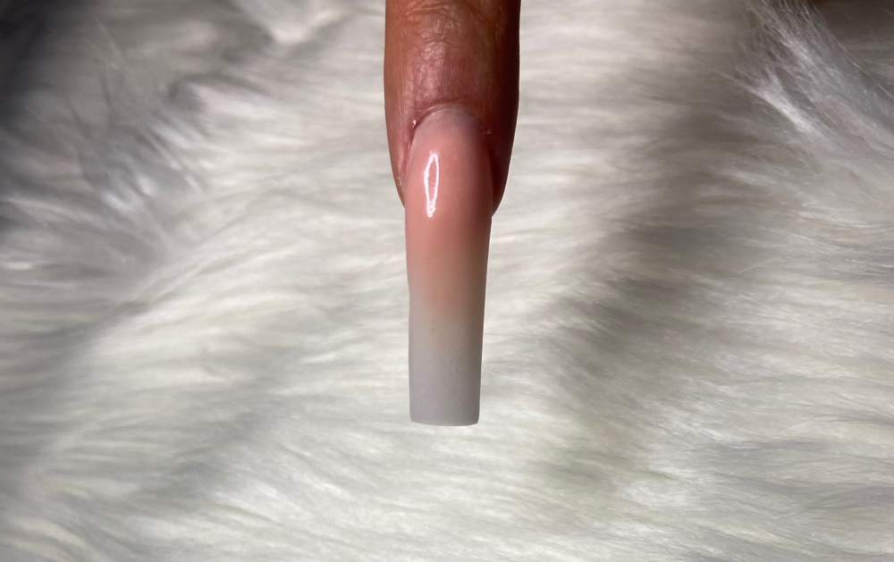 Acrylic Ombre  (per nail)