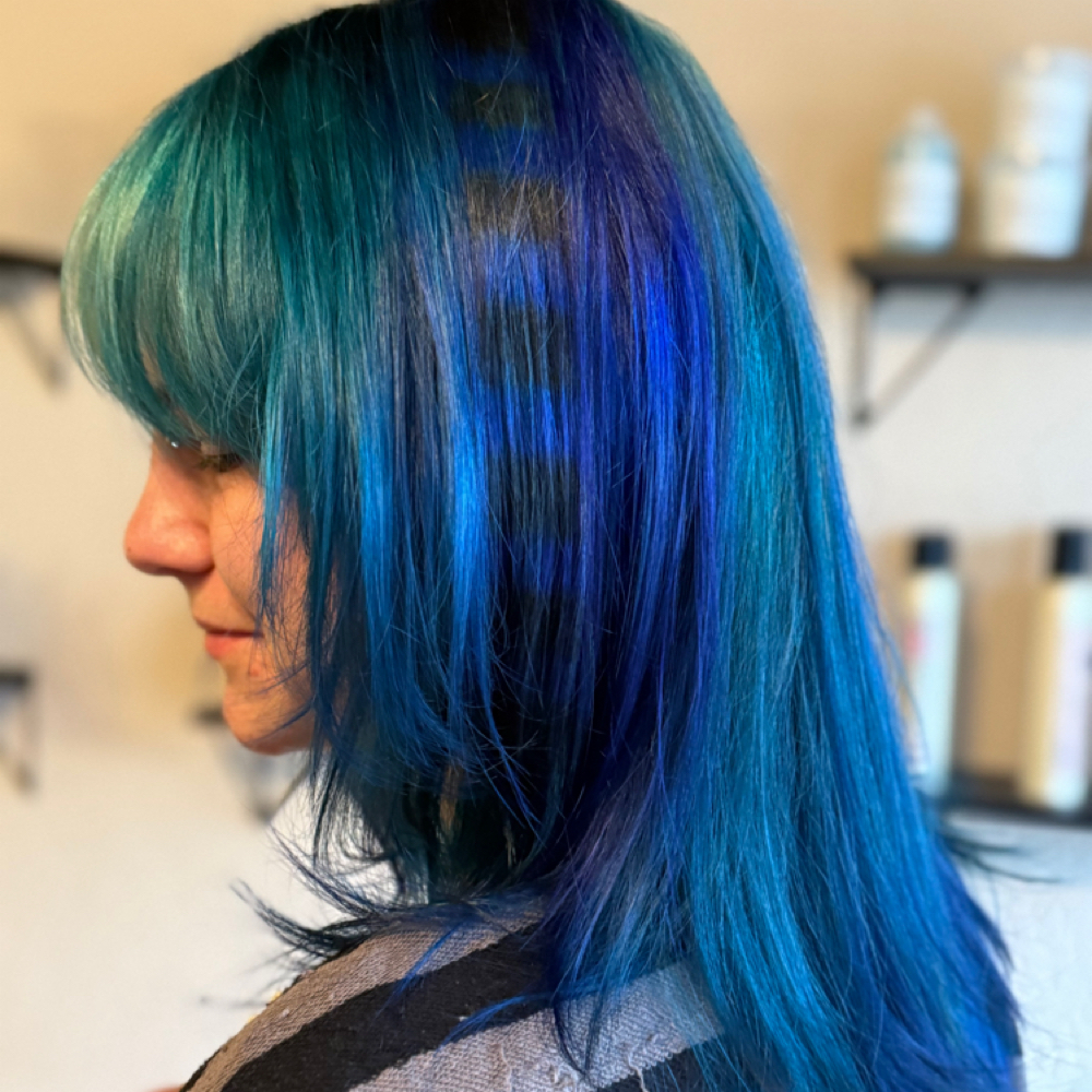 Vivid color correction at Foils Beauty in McKinleyville, CA