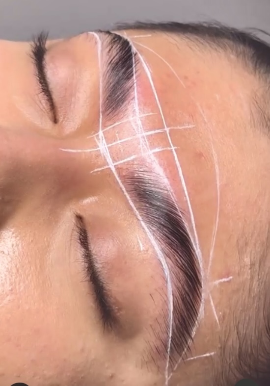 Brow Correction + Wax