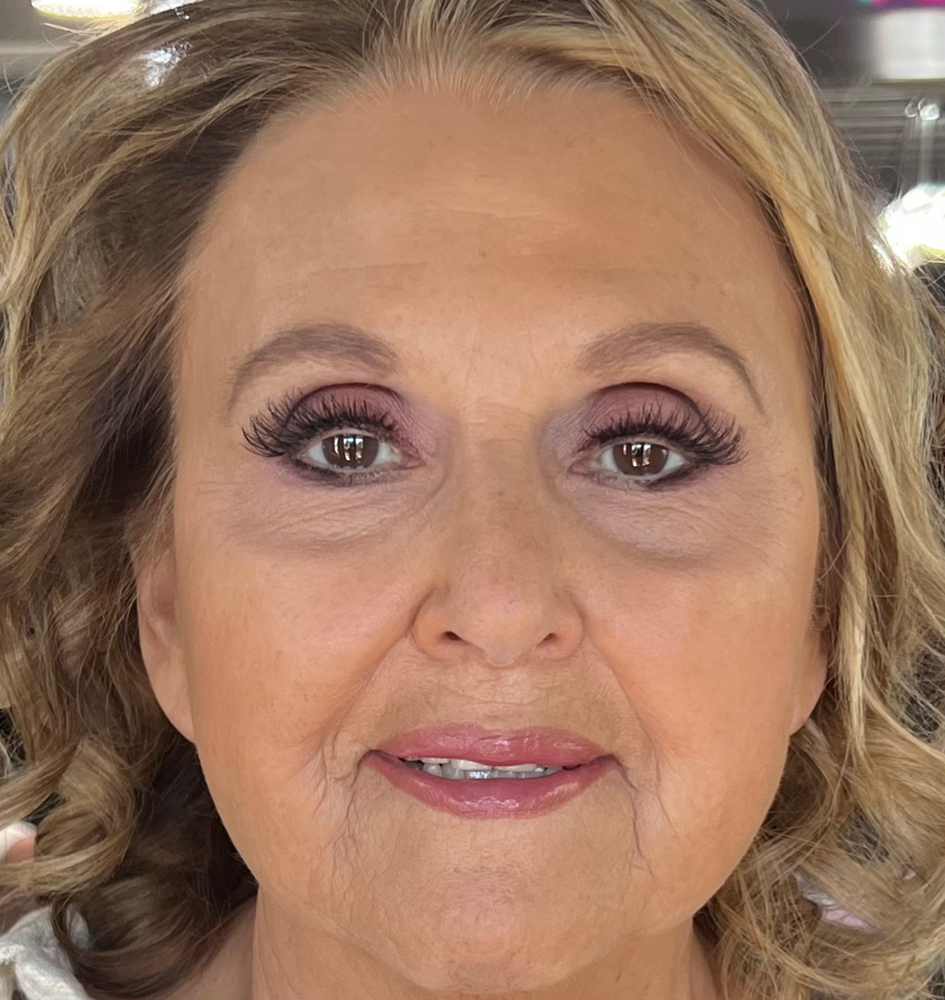 Lash Application