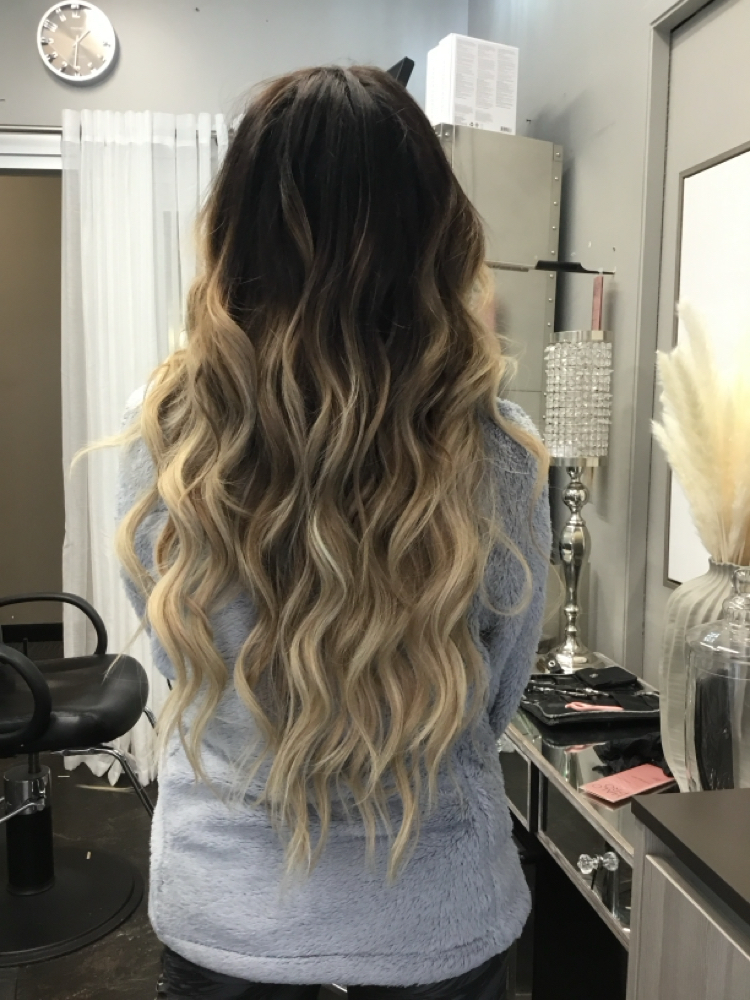 Women’s Haircut , Blowdry, & Style