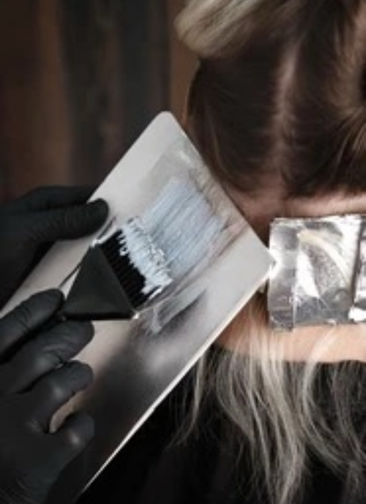 Partial Highlight Touch-up Blowdry✨