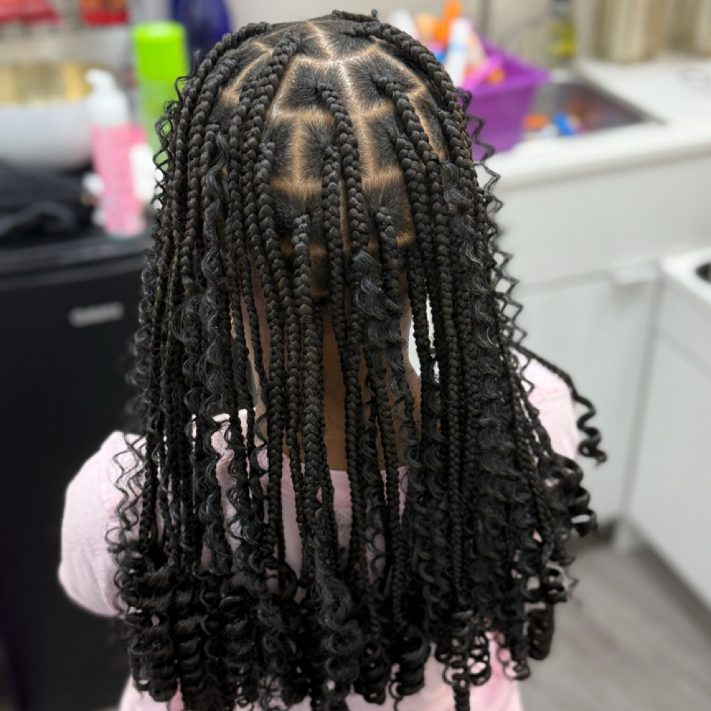 Kids 8 &Under W/ Extension at LuLu's Loc&Braid Bar in Missouri City, TX