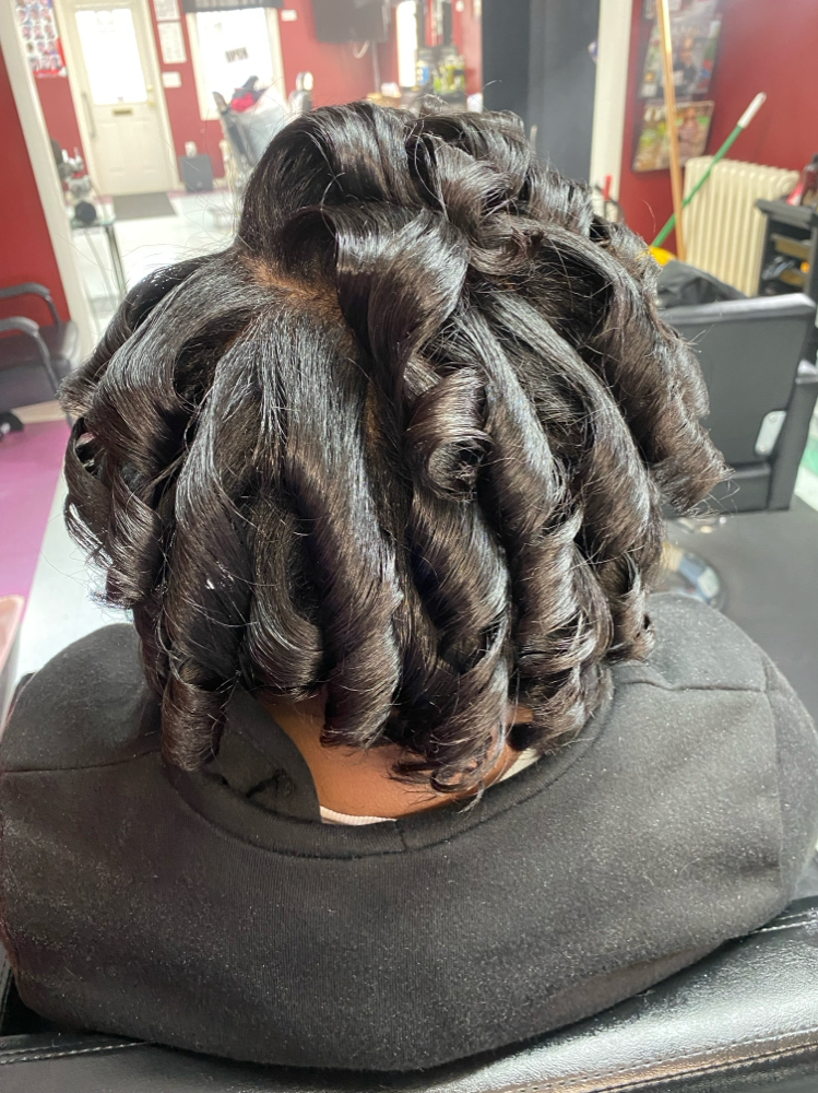 Shampoo/Blowout/Curl