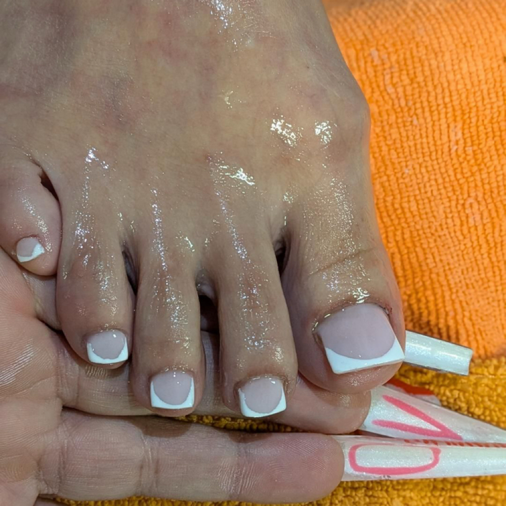 Toe package at Pretty Herr Nailz in York, PA