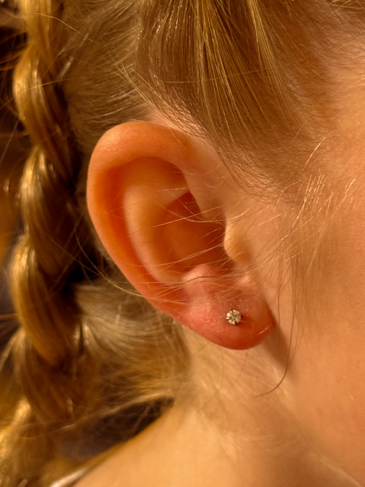 Single Lobe Piercing at Desert Gems in Reforge, UT