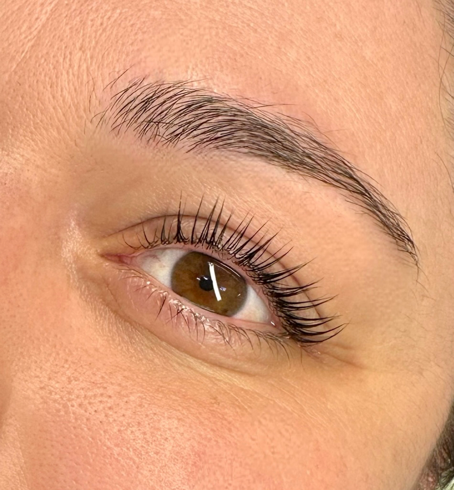 Mana Lash Lift & Tint