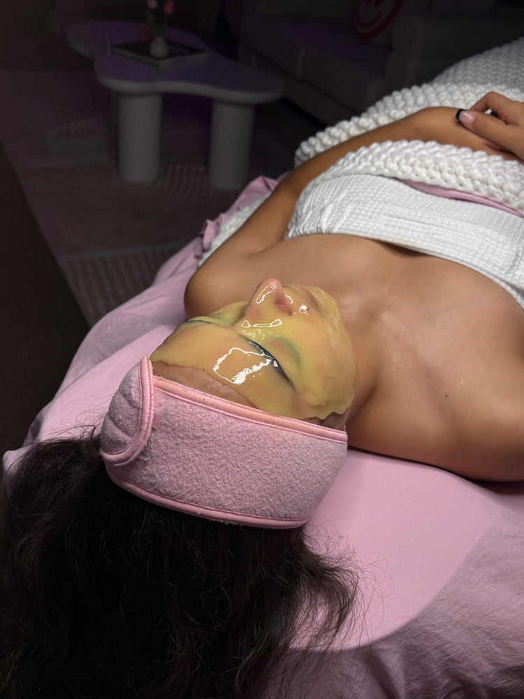 Sweetheart Signature Facial