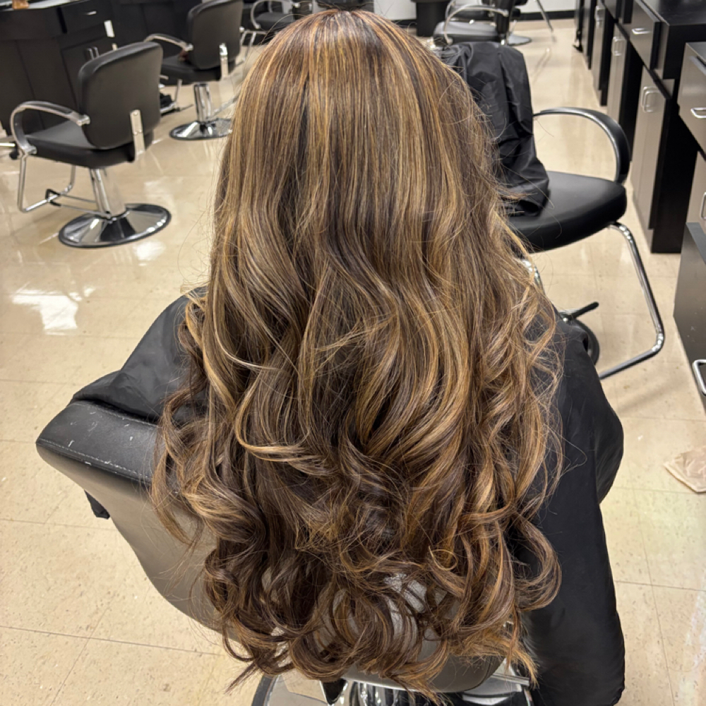 Signature BRONDE at Isabella’s Spa in Gilmer, TX