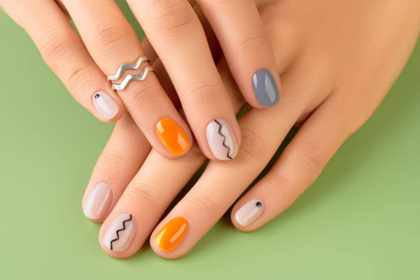 Pretty Designs- per nail