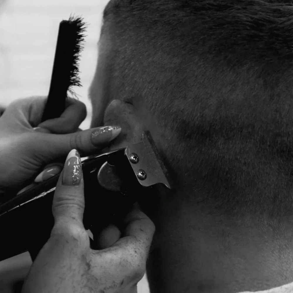 Men’s Haircut at Alyvia Eagle in Lancaster, OH