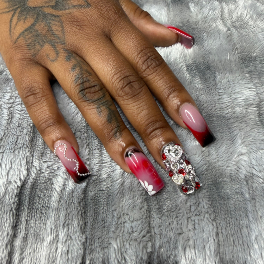 Long Full Set at Mirakle Lowery in Englewood, OH
