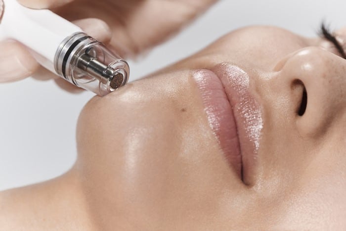 Signature HydroFusion Facial