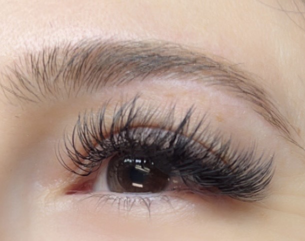 Classic Lashes Extentions
