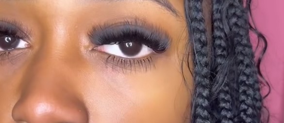 bottom lashes