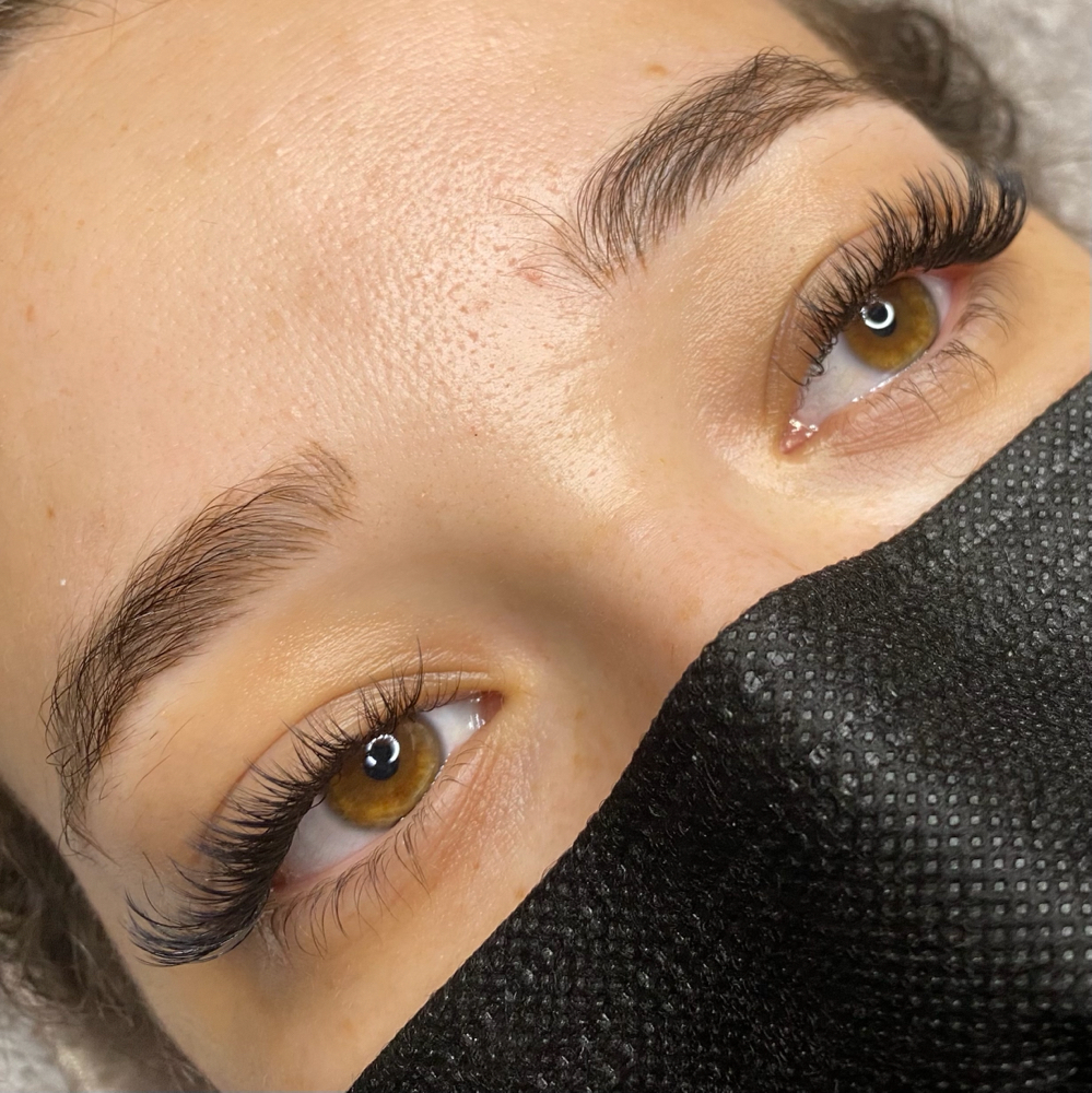 Volume Lash Extensions Full Set