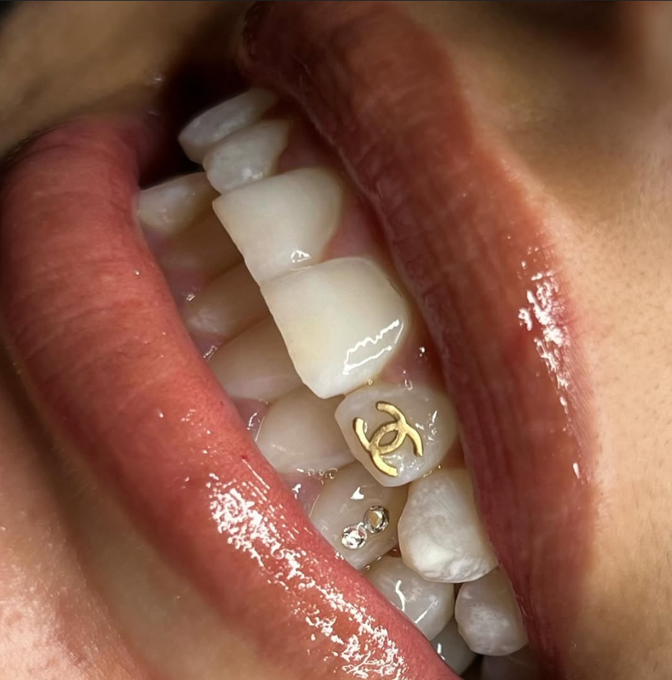 18kt Gold, White, Rose Gold Gem