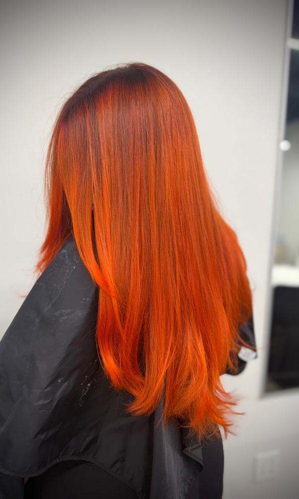 Personalized Vivid Color at Beautyxyaritza in Gurnee, IL