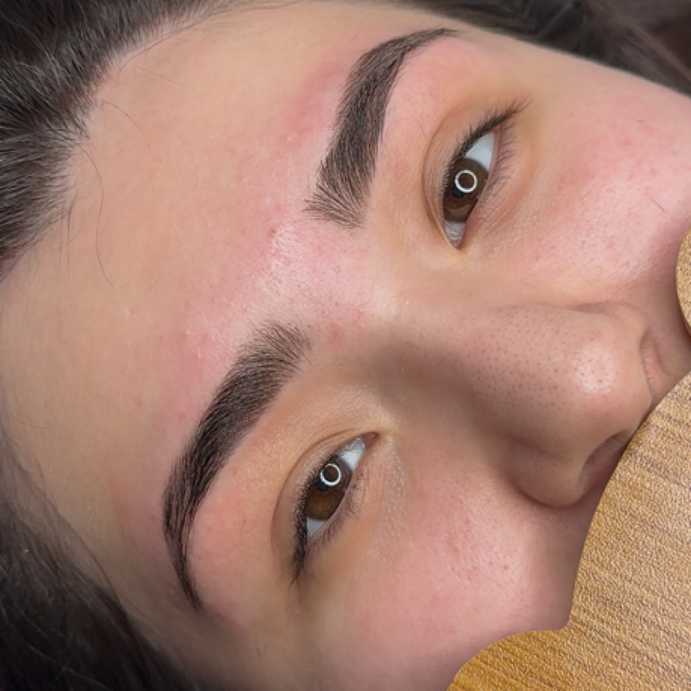 Eyebrow tinting at G Aesthetics Studio in Brookfield, IL