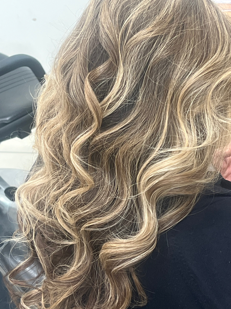 Toning W/ Service at Maggie Mtz Hair Studio in Houston, TX