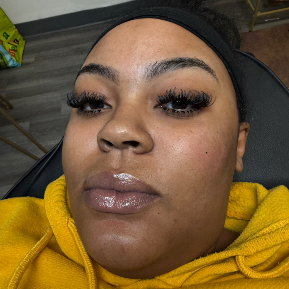 Wispy Lash Clusters at Serving Faces By Ari in Cleveland, OH