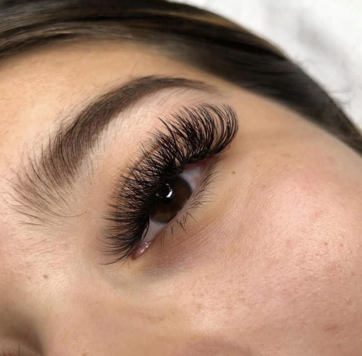 Volume-Lash Extensions