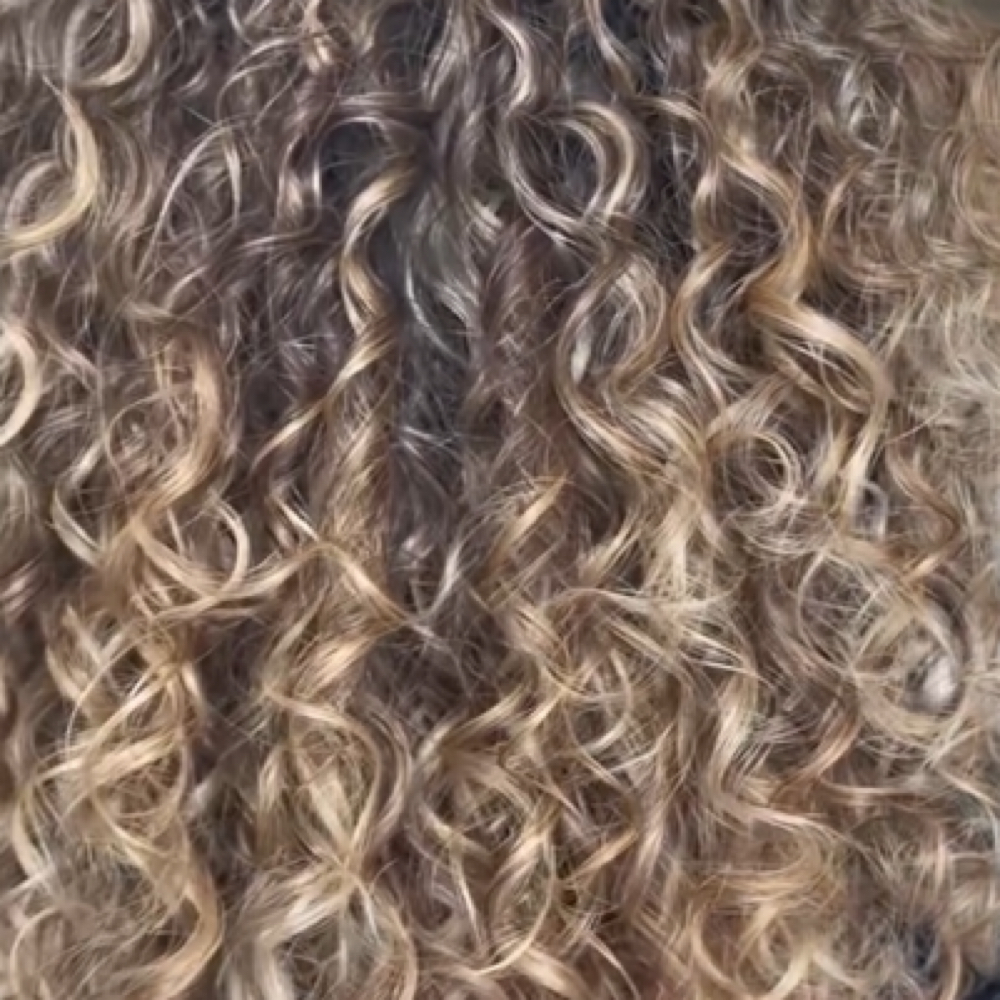 Wash and Go Style at It’s All About You Salon in St. Clairsville, OH