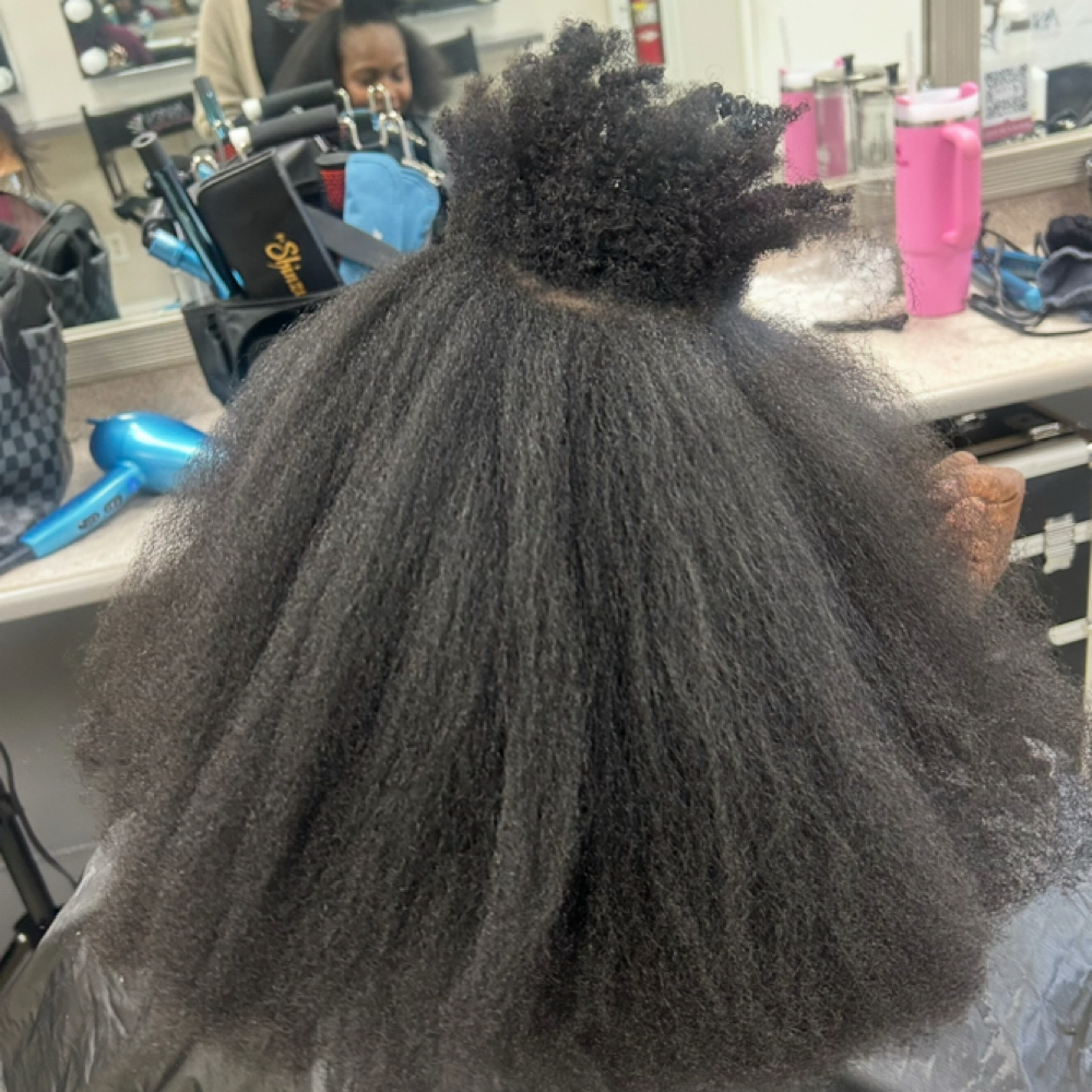 Shampoo & Blowdry at ApplesTouchh in Laurel, MD