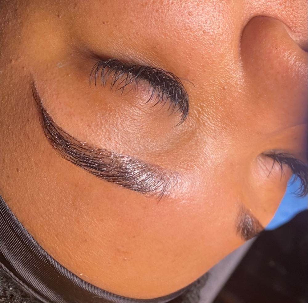 Brow Lamination + Tint
