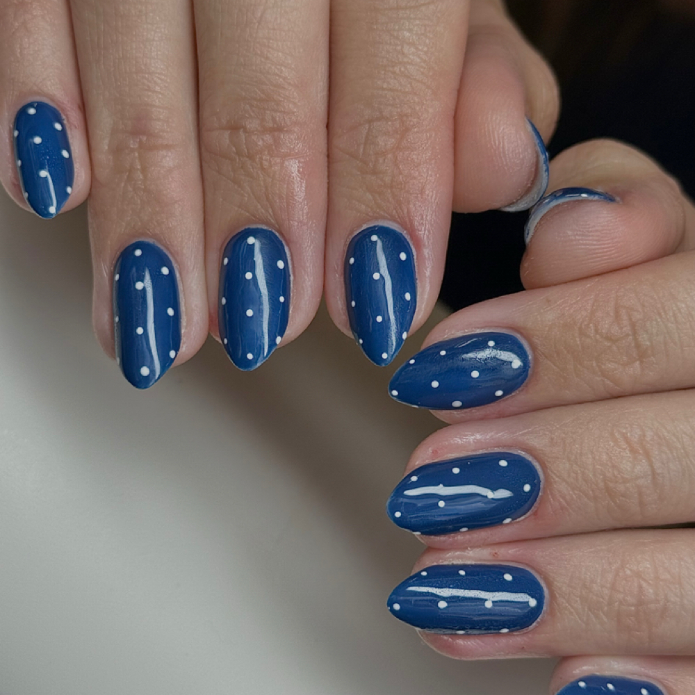 Level One Art at Alayna’s Nail Bar in Wapakoneta, OH