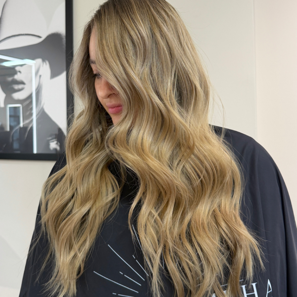 Classic Highlight at STARRDOESMYHAIR in Morgan Hill, CA
