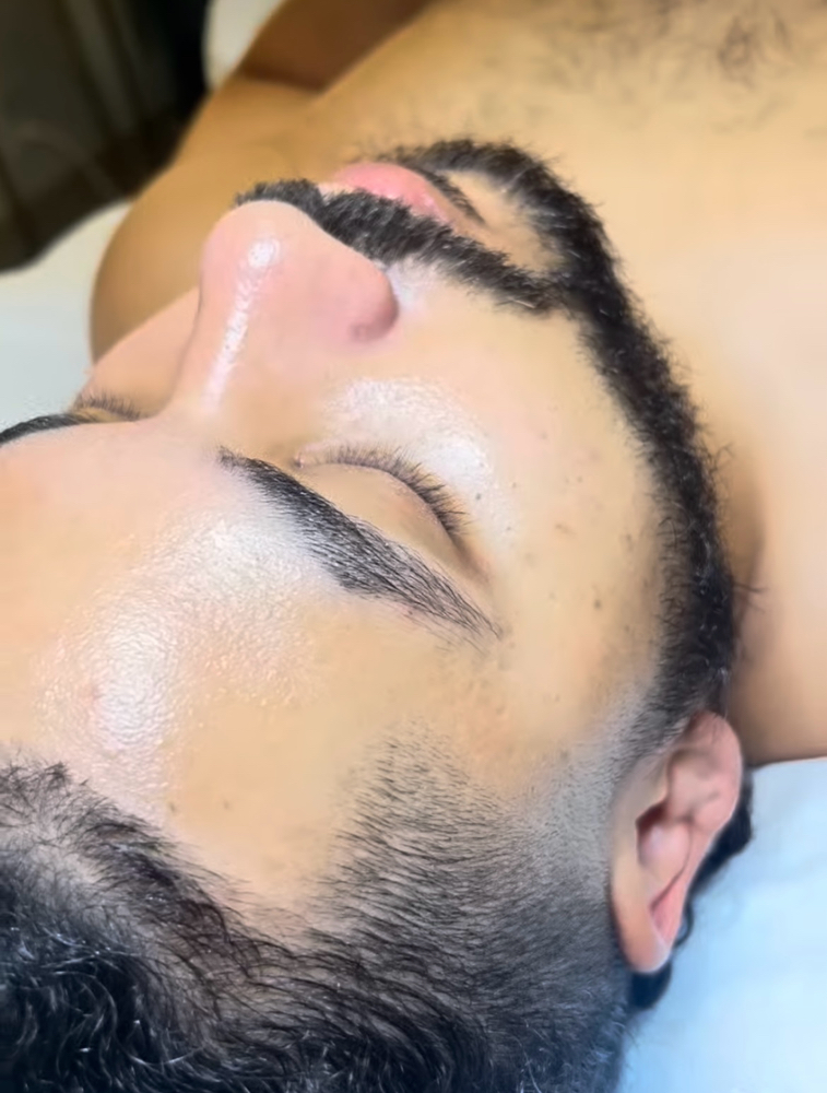 Gentlemen's Facial