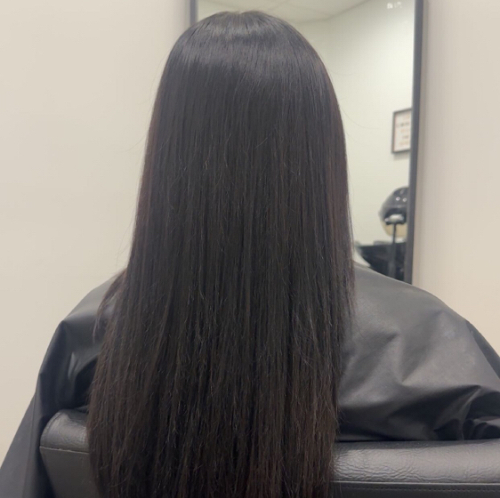 Color Root Touch Up at Divine Aesthetic in Lexington, KY