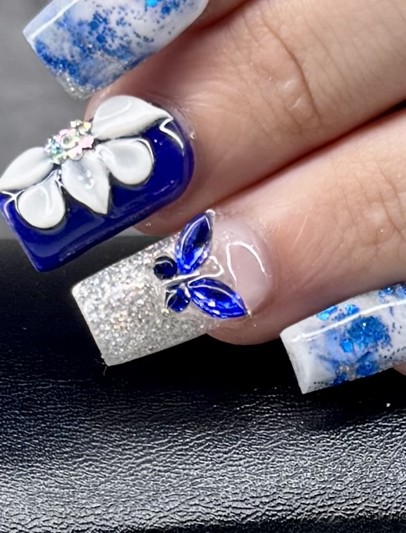 Nail Charm at LEXPLICITLY NAILED in Wilmington, OH