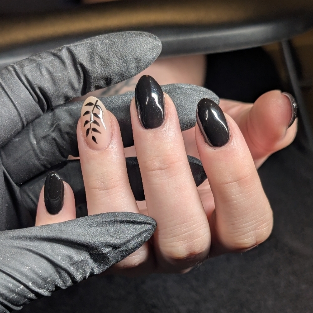 Minimal at MJZ Nailed It in Derby, KS