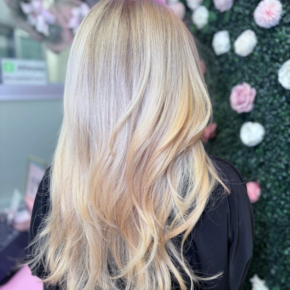 INTERN BLOWOUT at Dream In Pink Salon in East Hanover, NJ