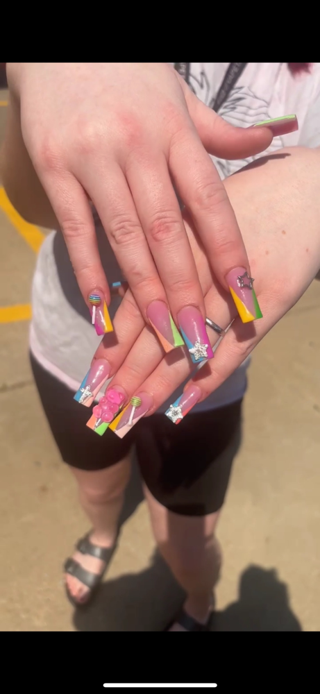 Multicolor French Tips🌈