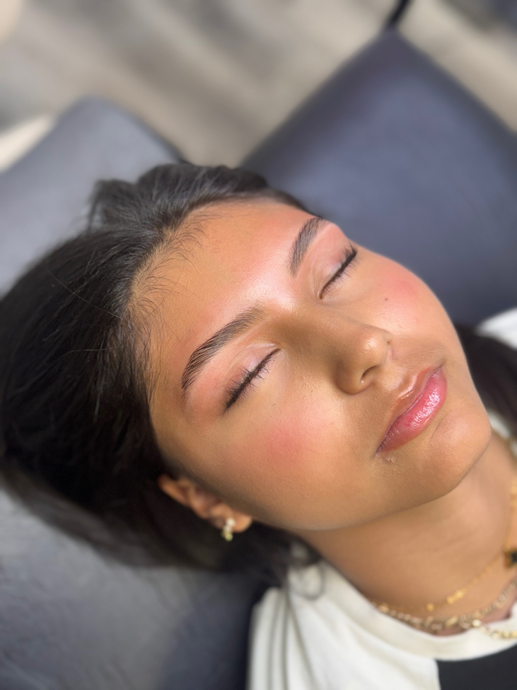 Brow Sculpting at brittani ramirez in Toppenish, WA