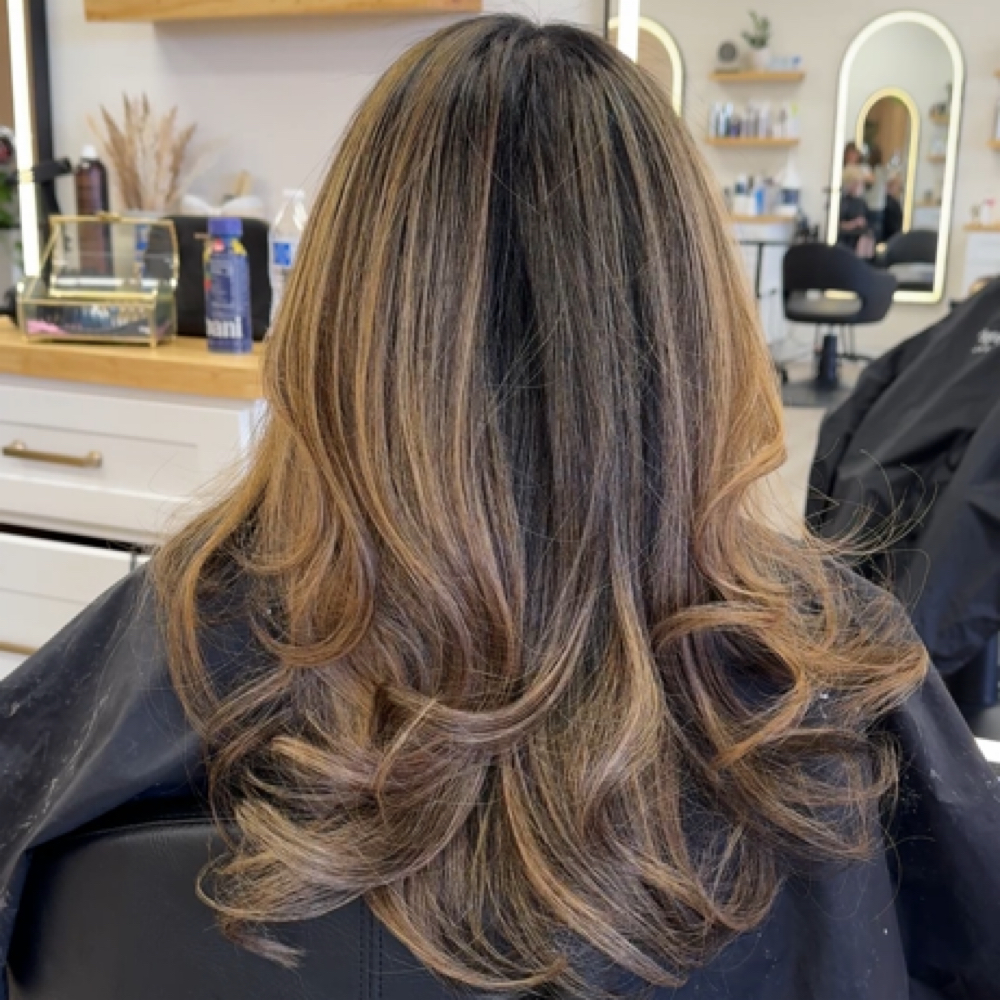 Partial/Full Foil Maintance at HairwithMaria in Las Vegas, NV