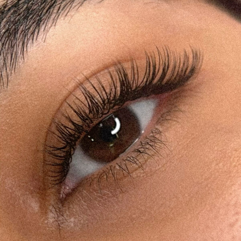 CLASSIC(newset)  Lash Extensions at Lashes&beauty By Valeria in Brownsville, TX