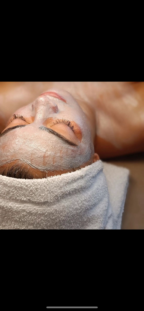 Customized Facial at Ashhsthetics in Southbury, CT