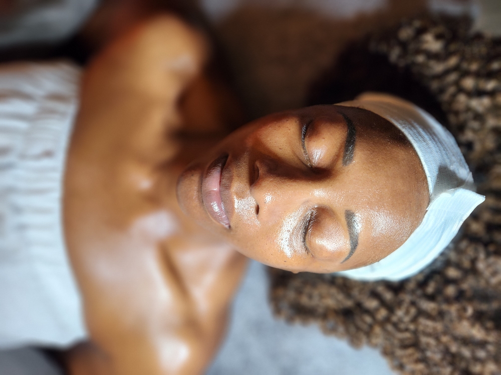 80 Minute Facial (6 Sessions)
