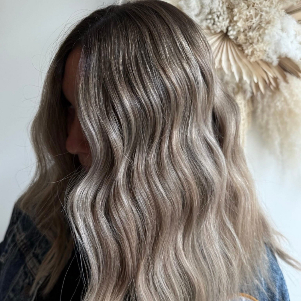 The Coastal Blend at Salt + Mane Co. in Aurora, IN